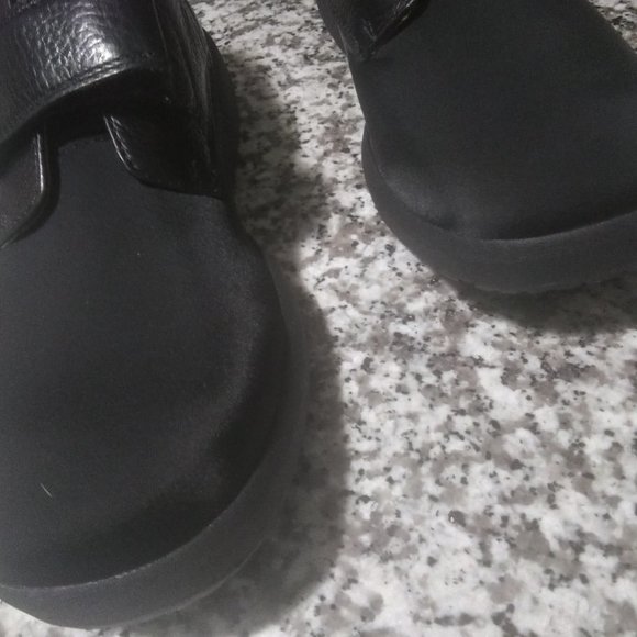 Dr Comfort Diabetic Shoes - Picture 3 of 7